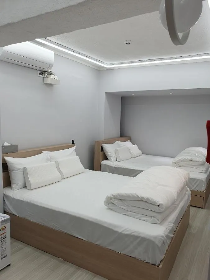 Winwin Guesthouse Seoul South Korea